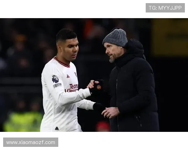 卡塞米罗在曼联体系中的防守枢纽与攻守平衡价值全方位关键作用解析